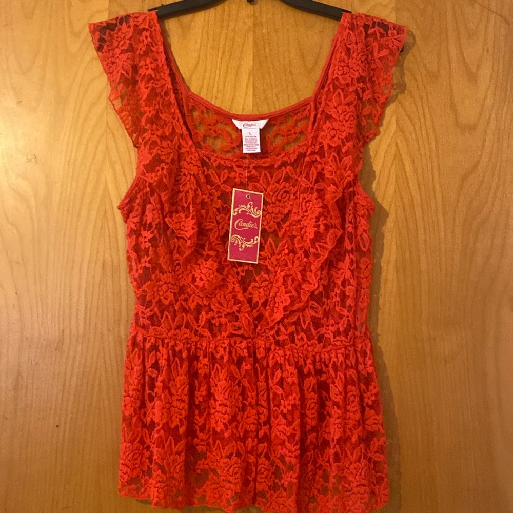 NWT Candies Women JR. WONDERLUST Allover LACE Fancy Top Size Large Poppy Red.
